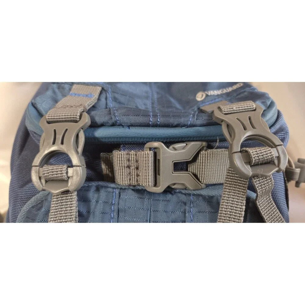 Vanguard Sedona 34 DSLR Sling Bag (Blue)